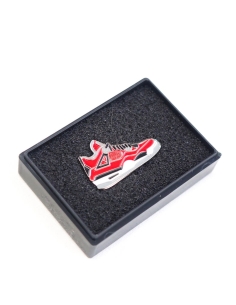 Pins Jordan 4 Toro
