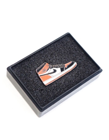 Pins jordan 1 shattered backboard