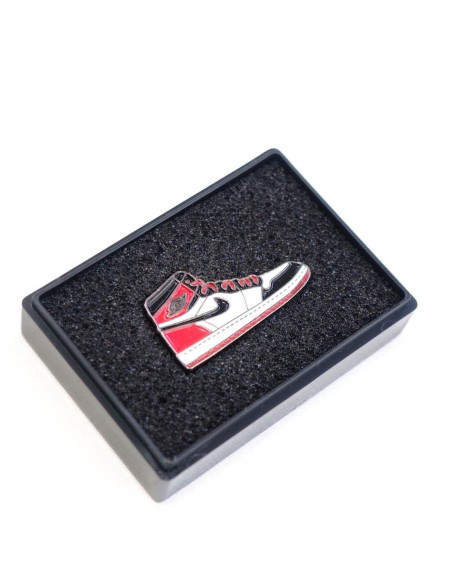 pins air jordan 1 black toe