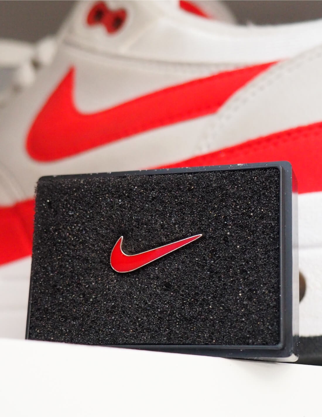 Pins Nike Swoosh Red| Fskorp Ltd