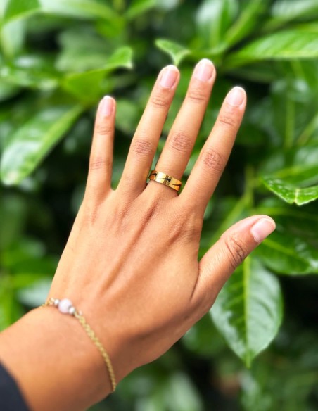 Bague anneau Black Swoosh dorée