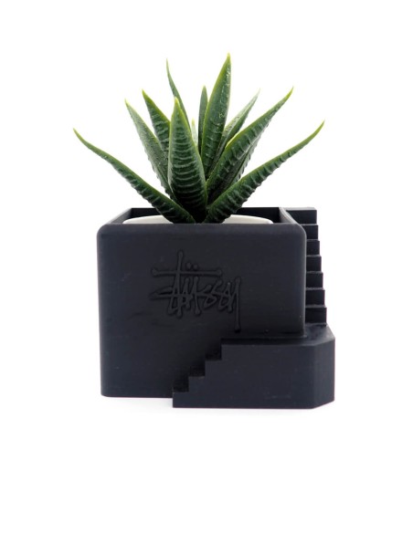 jardinière stussy noire