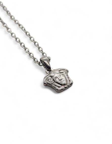 Collier argenté streetwear pendentif gorgone Collier argenté streetwear pendentif gorgone