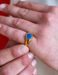 Bague doree a pierre bleu lapis lazuli 2
