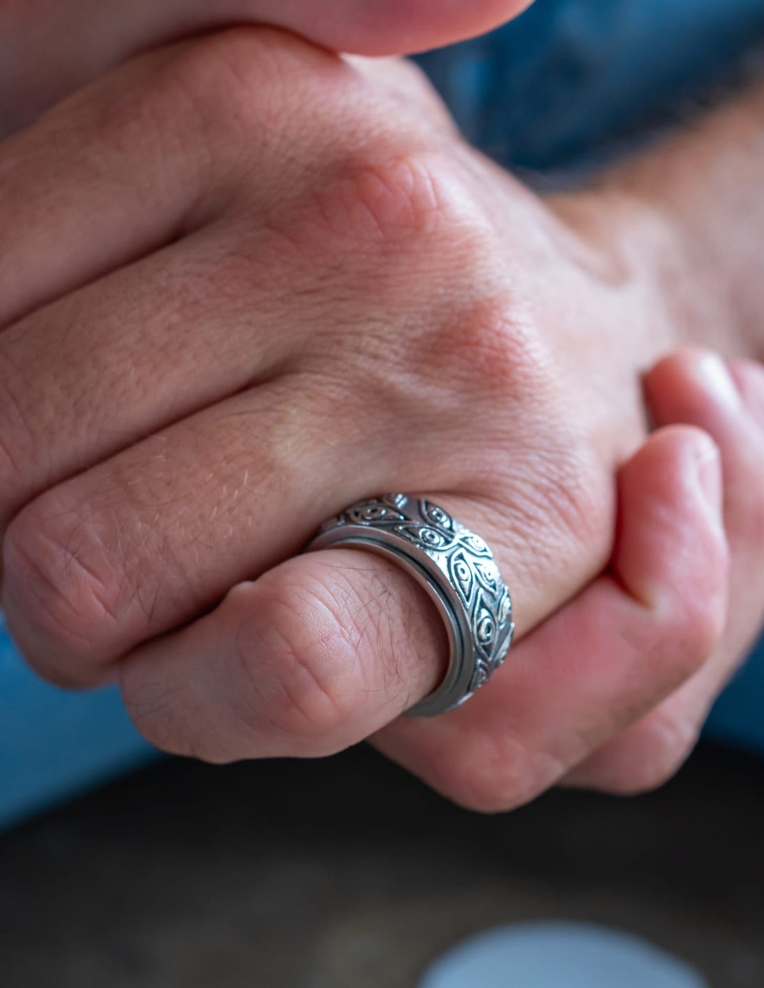 bague anneau anti stress à motif oeil argentée