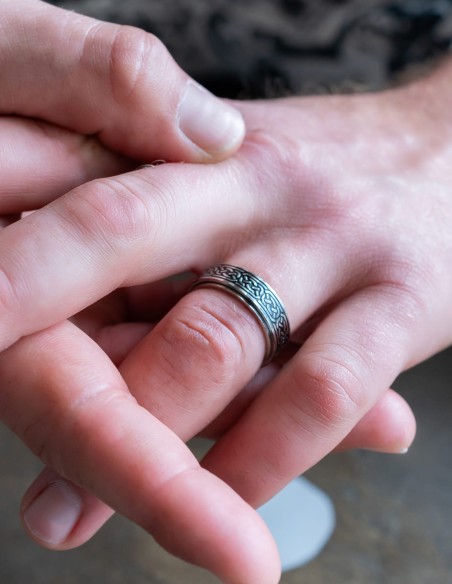 bague anneau tournant motif celtique argenté noir