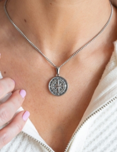 Collier argenté streetwear pendentif bussola 2