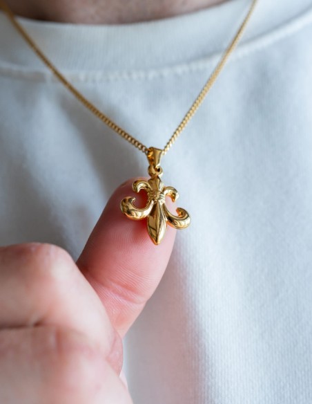 Collier Fleur de lys inversée doré