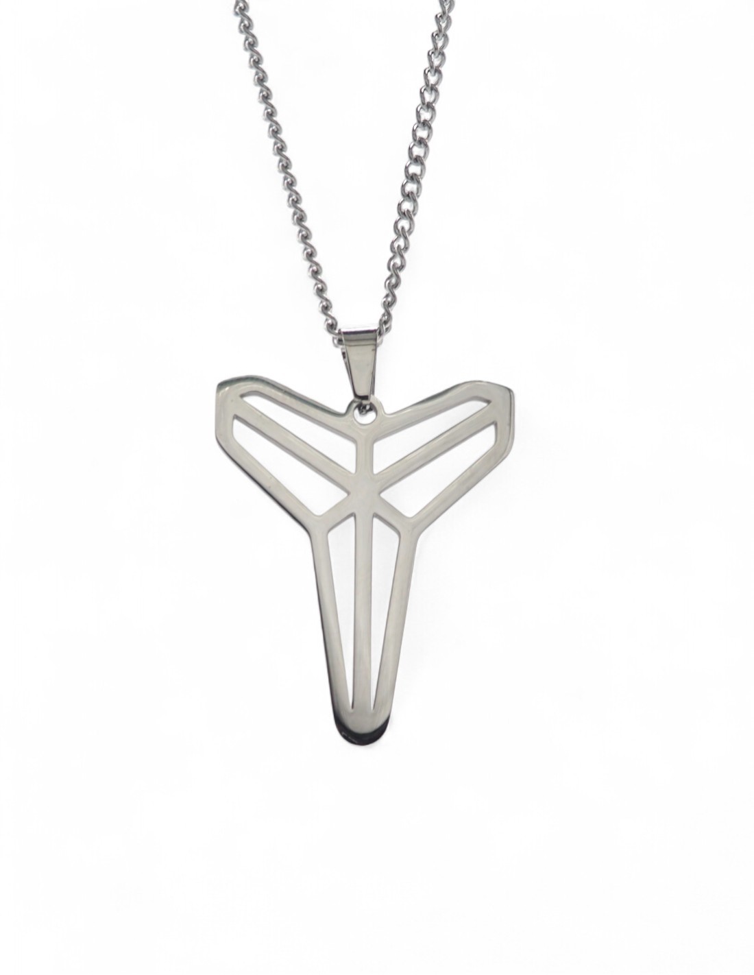 collier kobe bryant argenté black mamba