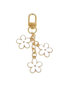 bijou de sac fleur blanc en metal