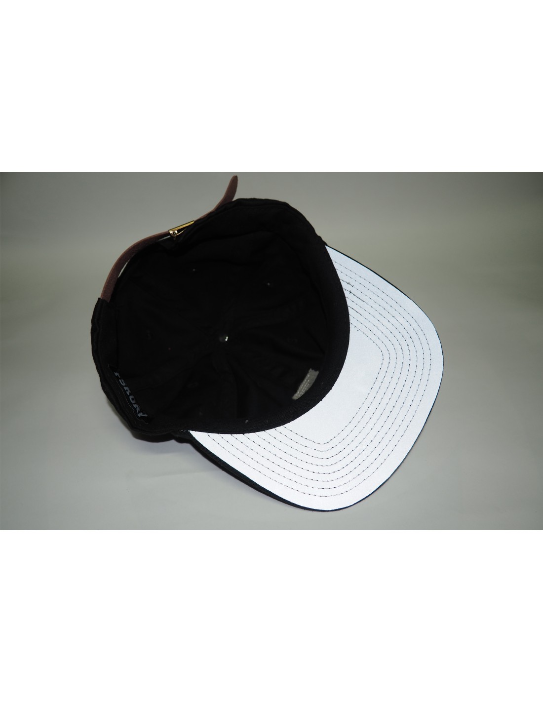 CASQUETTE VISIERE REFLECHISSANTE