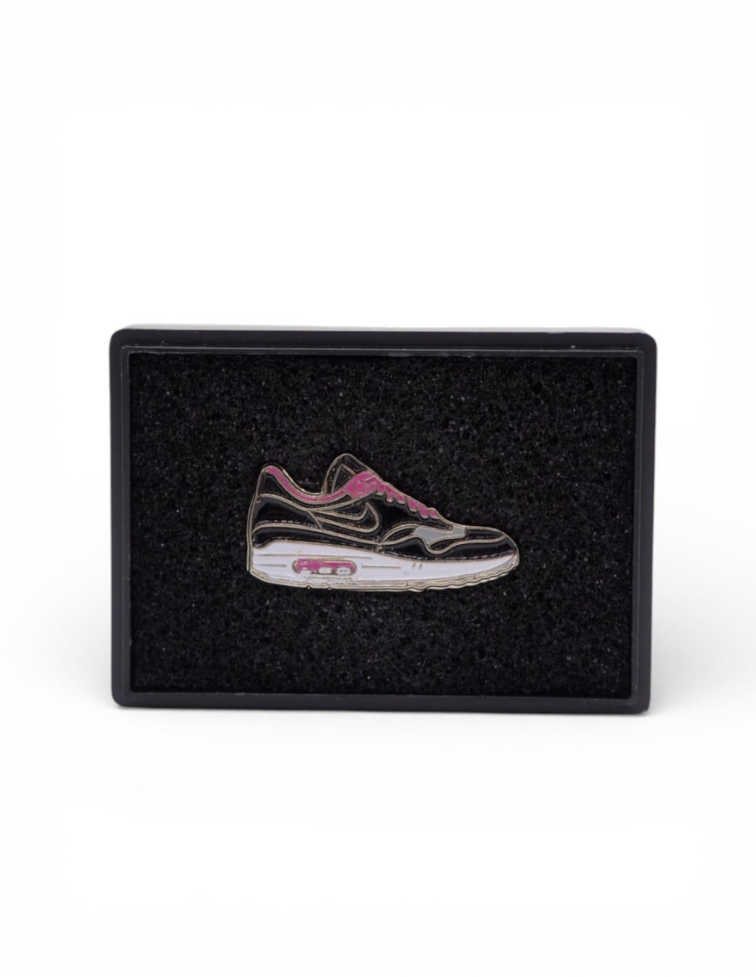 Pins Nike Air Max 1 Kid Robot