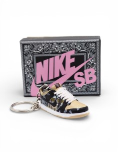 Pack Dunk SB Travis Scott Porte clé et mini boite