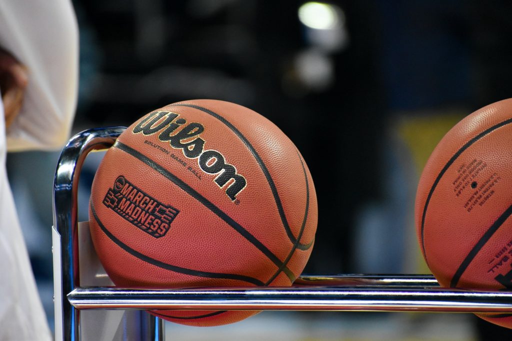 40 idées cadeau basketball pour fans de basket ! (2024)