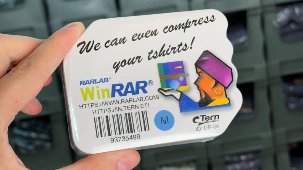 t-shirt winrar tern