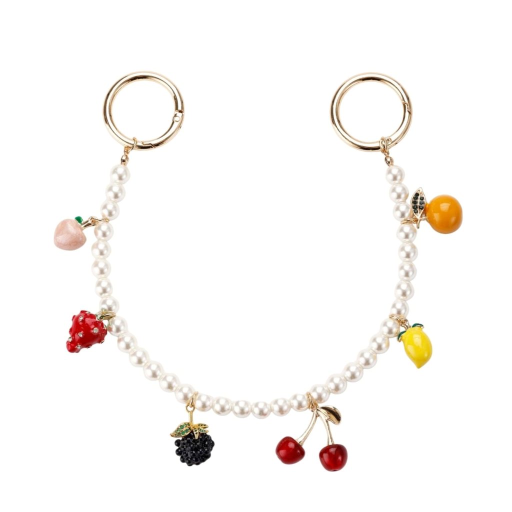 chaine de sac en perles fantaisie avec des breloques fruits
