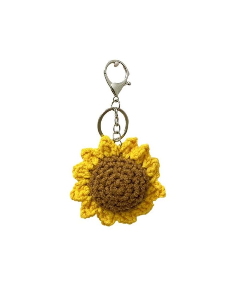 bijou de sac tournesol jaune et marron en crochet
